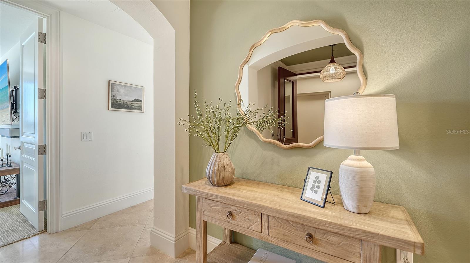 464 GOLDEN GATE POINT 304