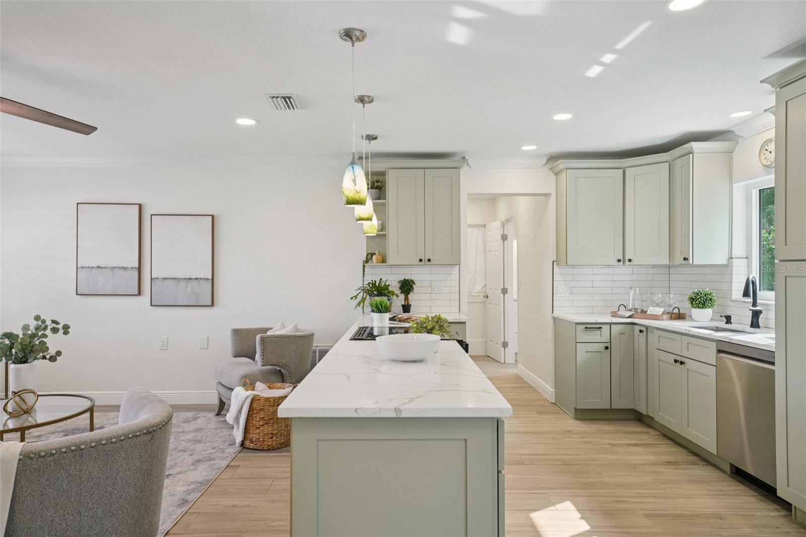 ST PETERSBURG BEACH NORTH UNIT 6 - Residential