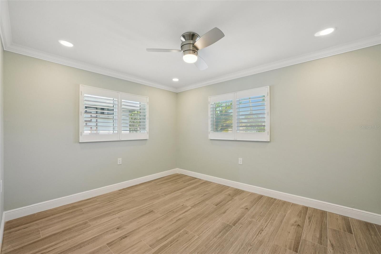 ST PETERSBURG BEACH NORTH UNIT 6 - Residential