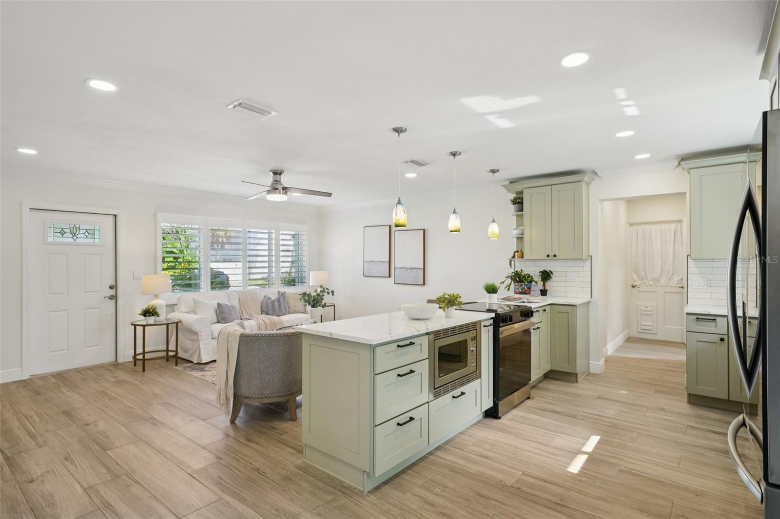 ST PETERSBURG BEACH NORTH UNIT 6 - Residential