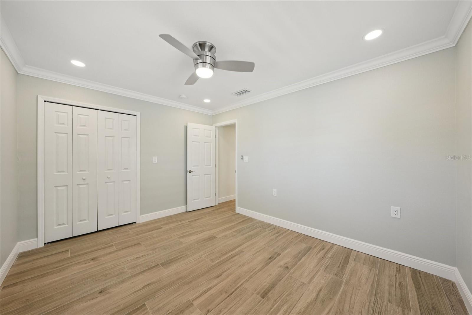 ST PETERSBURG BEACH NORTH UNIT 6 - Residential