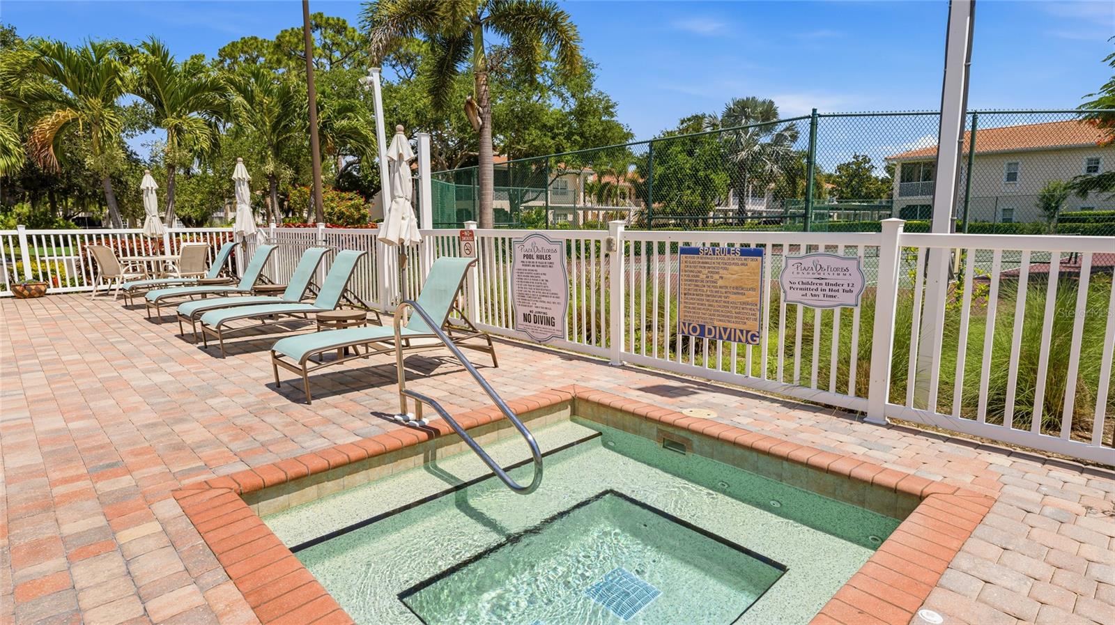 PLAZA DE FLORES - Residential