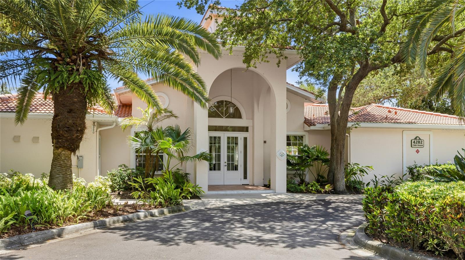 PLAZA DE FLORES - Residential