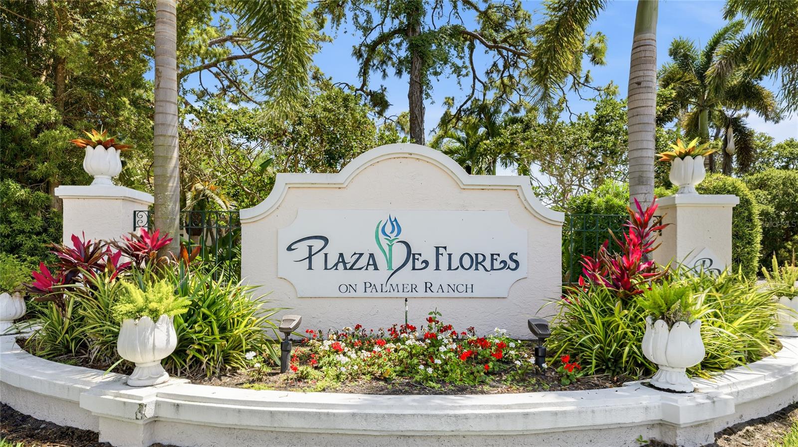 PLAZA DE FLORES - Residential