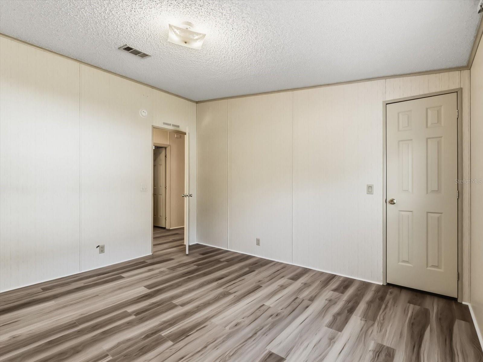 CARDINAL PARK - Residential