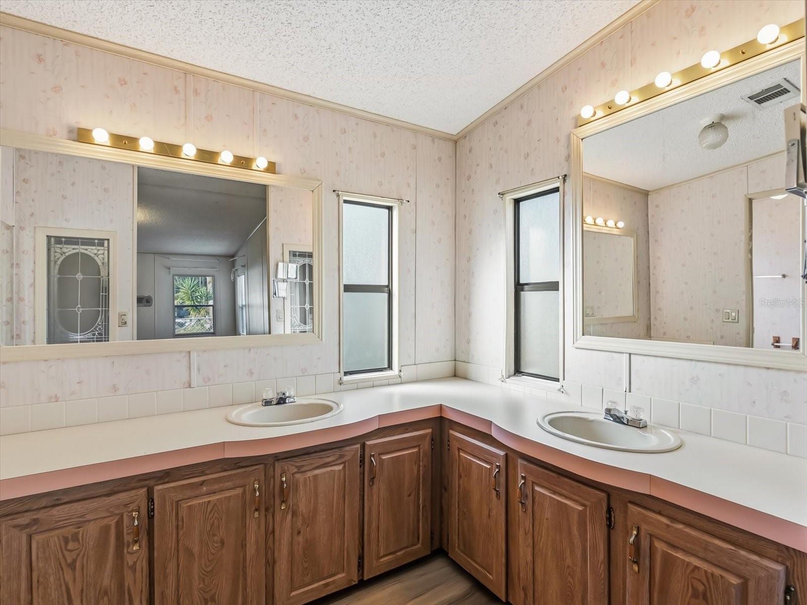 CARDINAL PARK - Residential