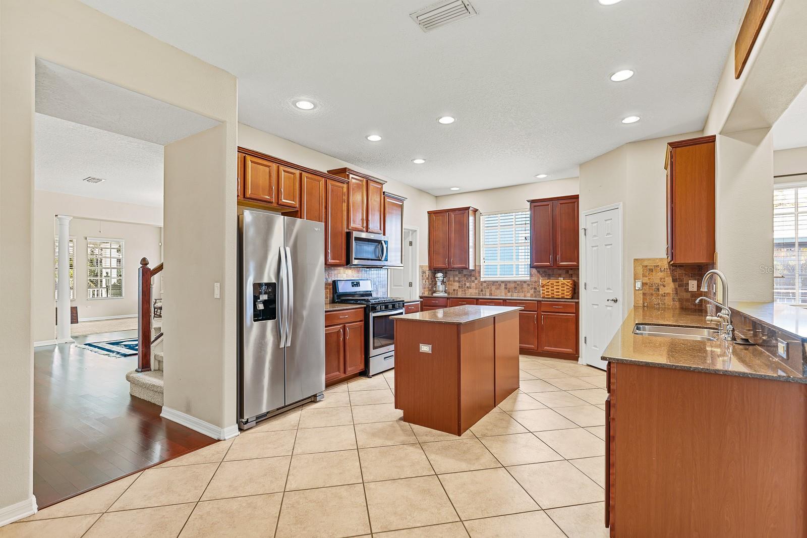 FISHHAWK RANCH TOWNCENTER PHAS - Residential