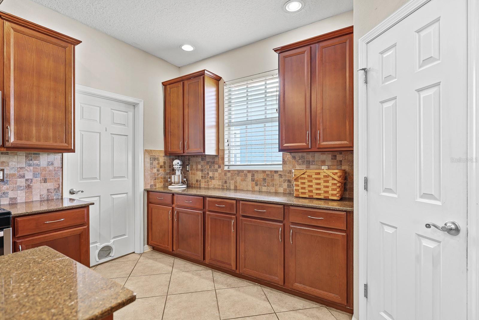 FISHHAWK RANCH TOWNCENTER PHAS - Residential