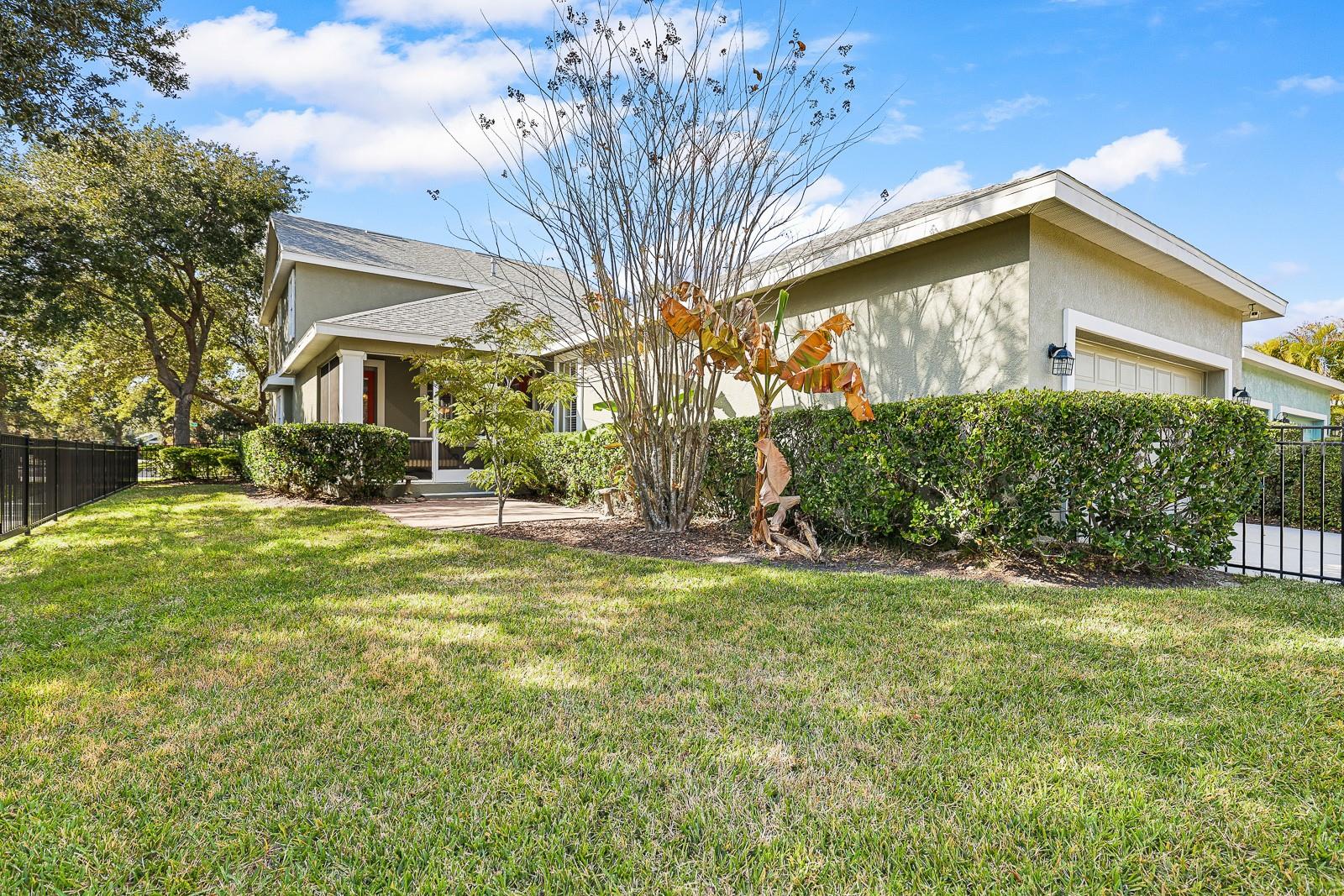 FISHHAWK RANCH TOWNCENTER PHAS - Residential