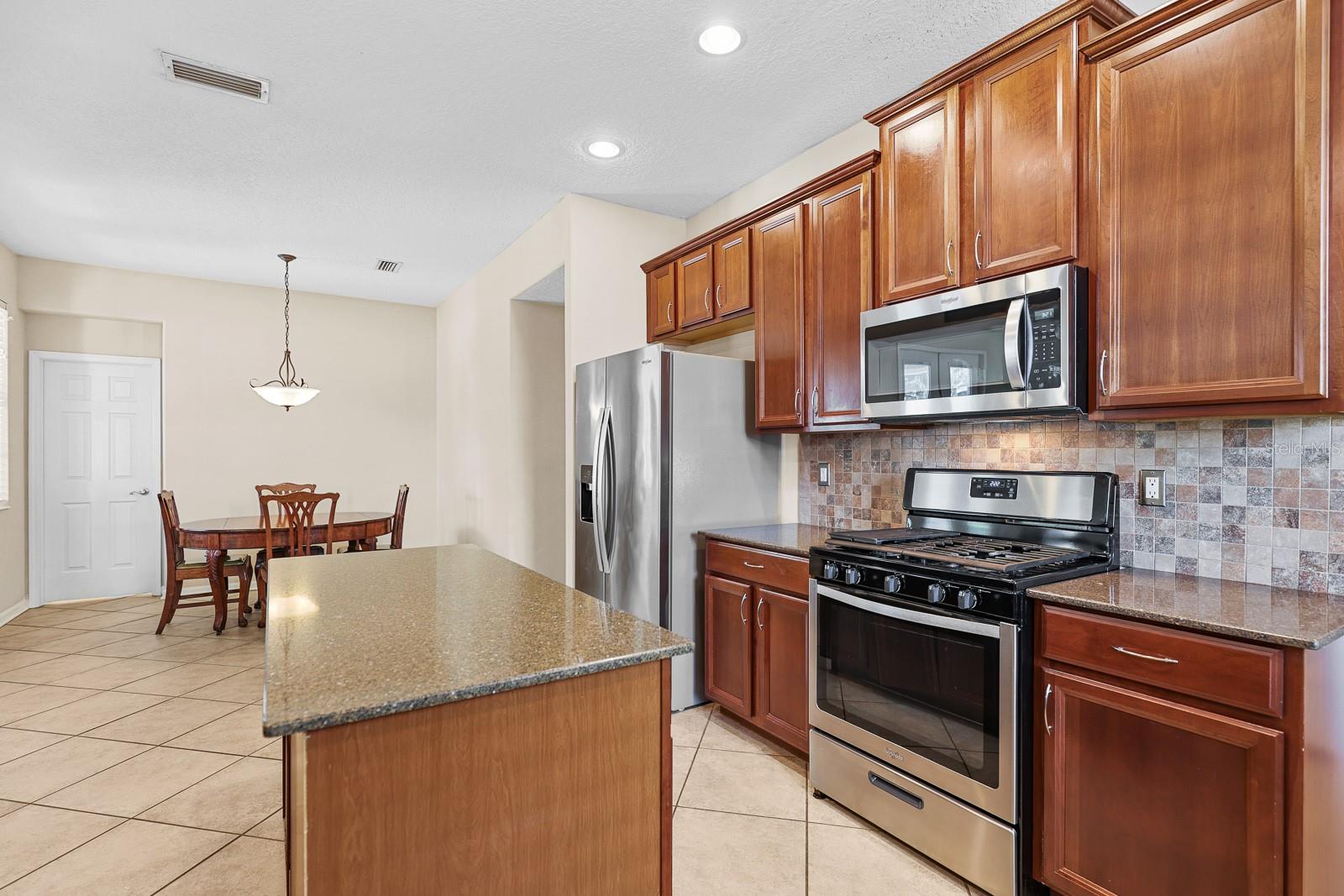 FISHHAWK RANCH TOWNCENTER PHAS - Residential