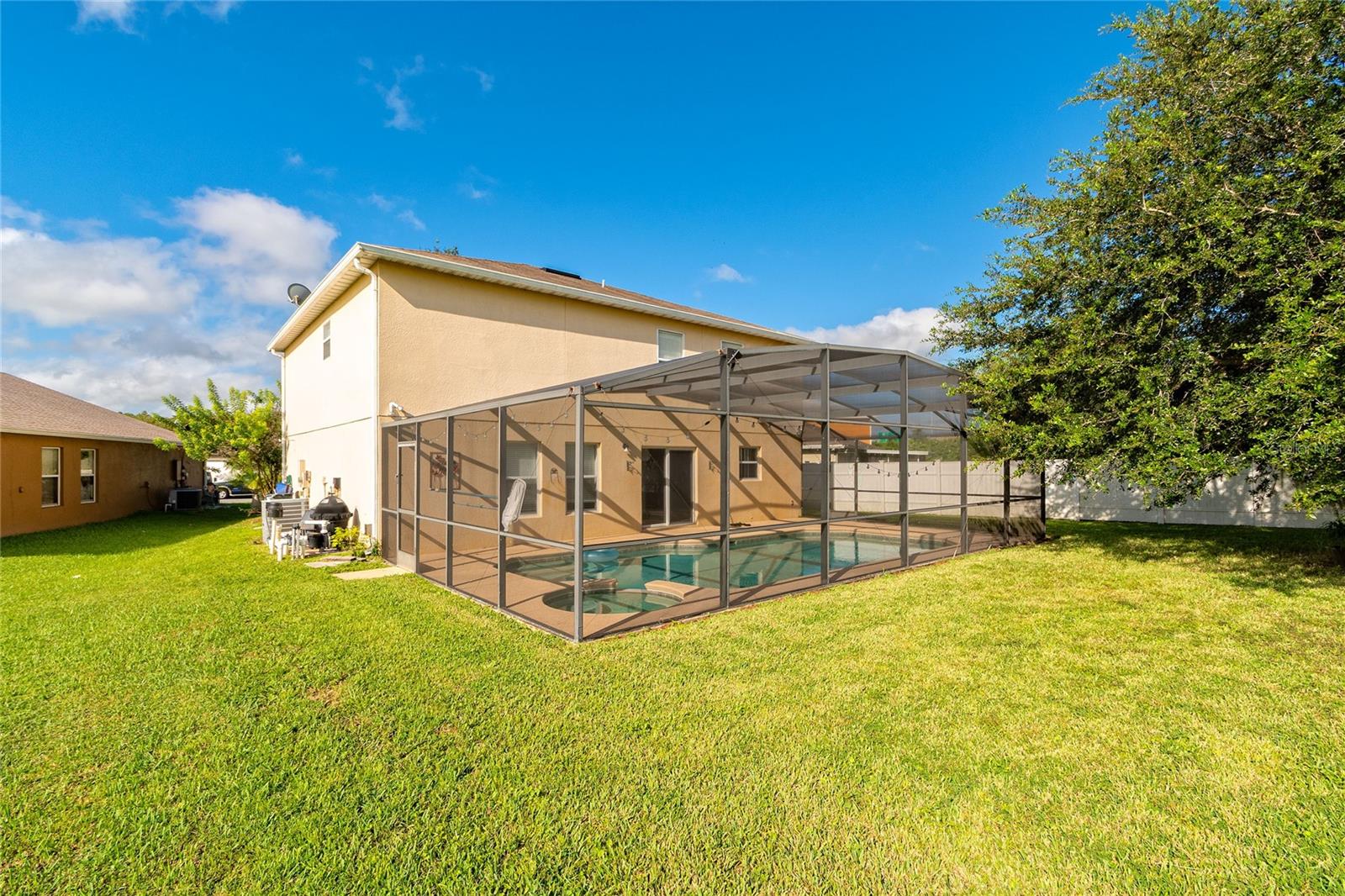 ROSEWOOD - Residential