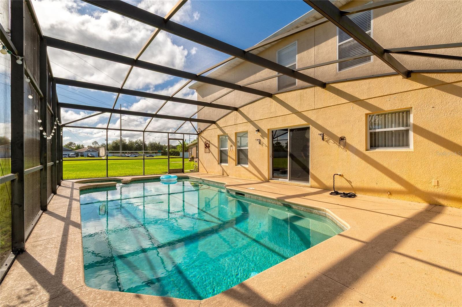 ROSEWOOD - Residential