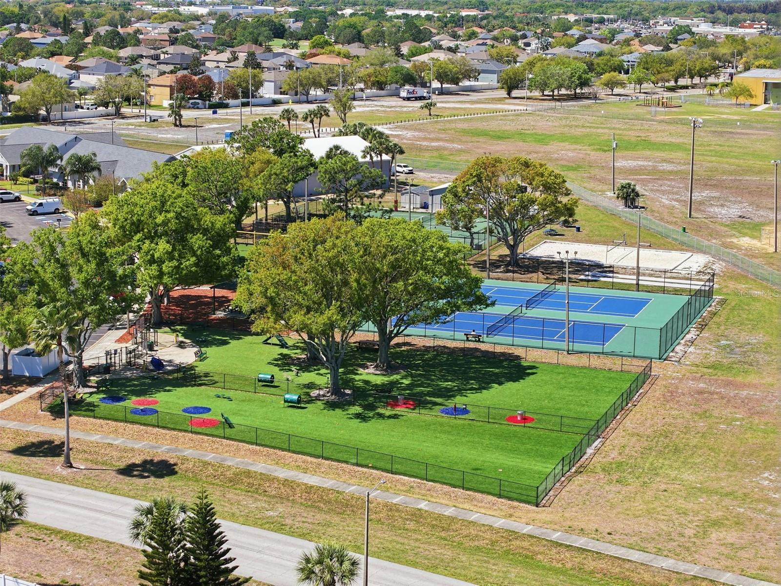 SUMMERFIELD VILLAGE 1 TR 21 - Residential