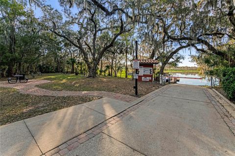 A home in DEBARY