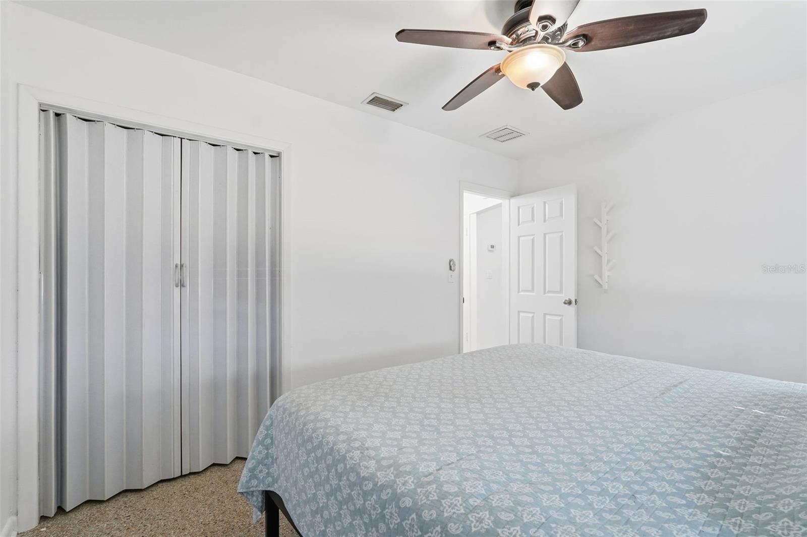 LAKE SHORE ESTATES - Residential