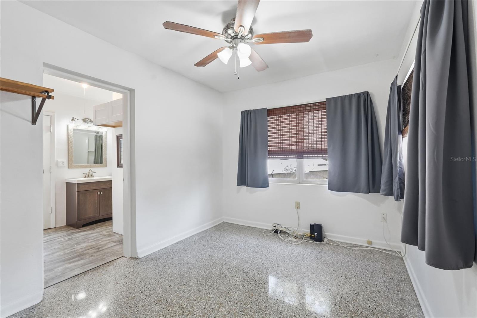 LAKE SHORE ESTATES - Residential