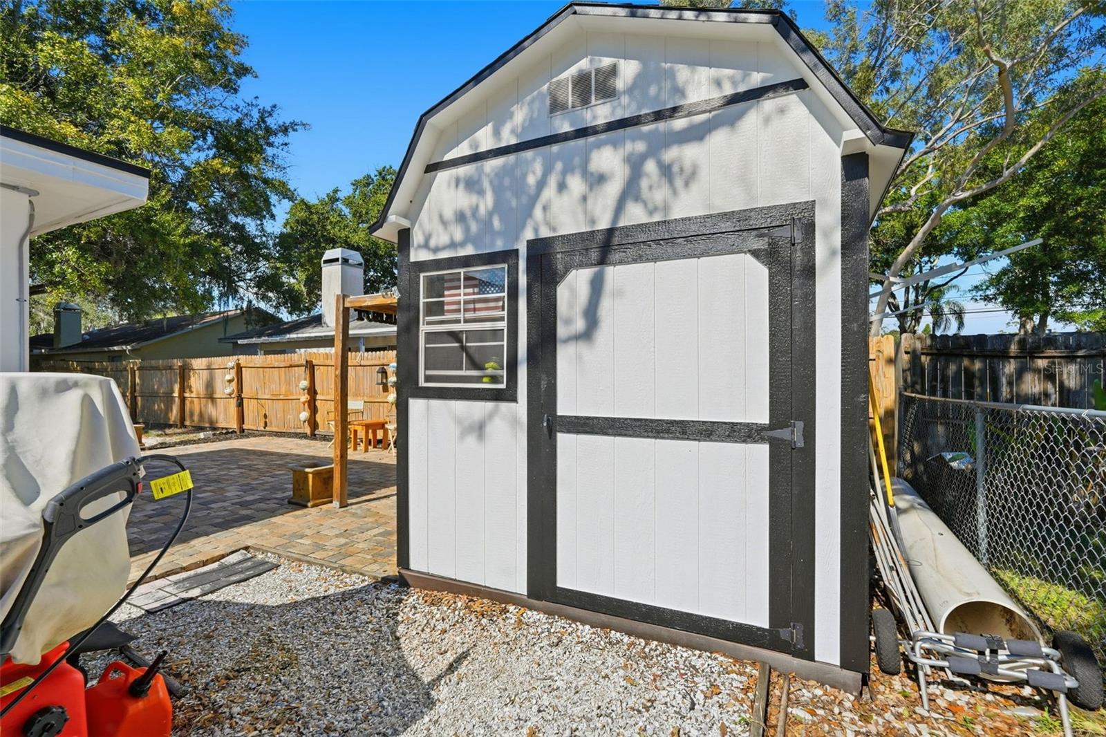 LAKE SHORE ESTATES - Residential