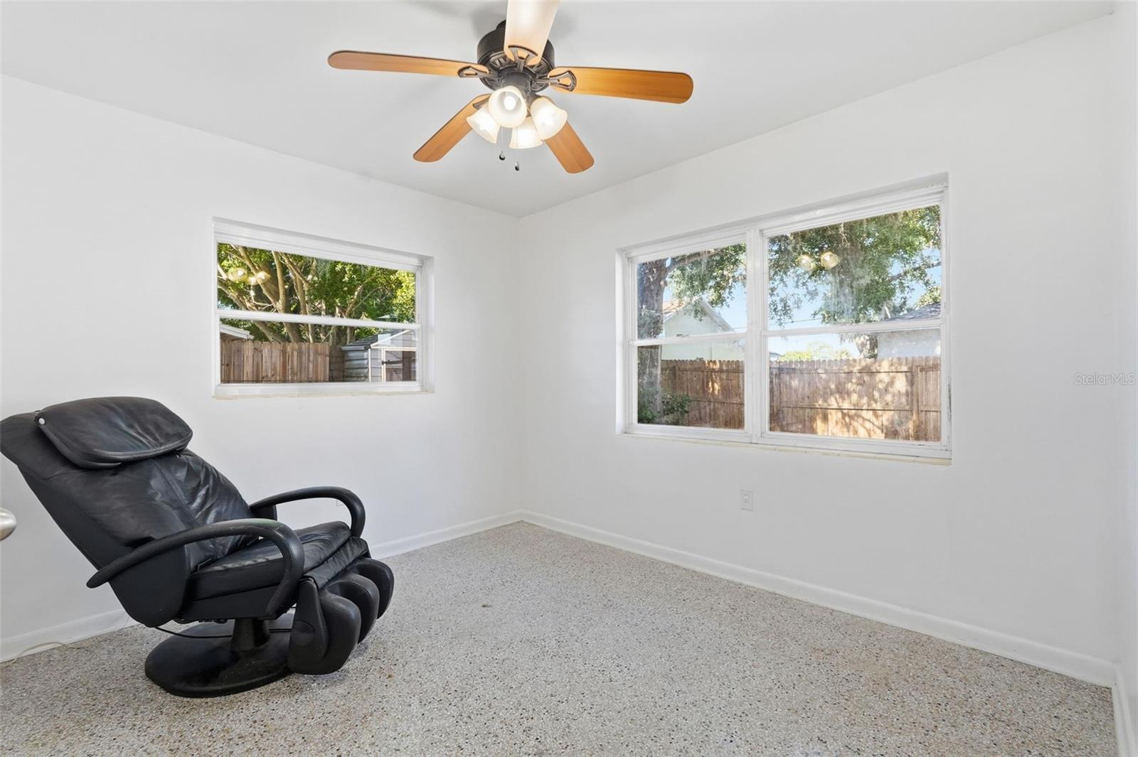 LAKE SHORE ESTATES - Residential