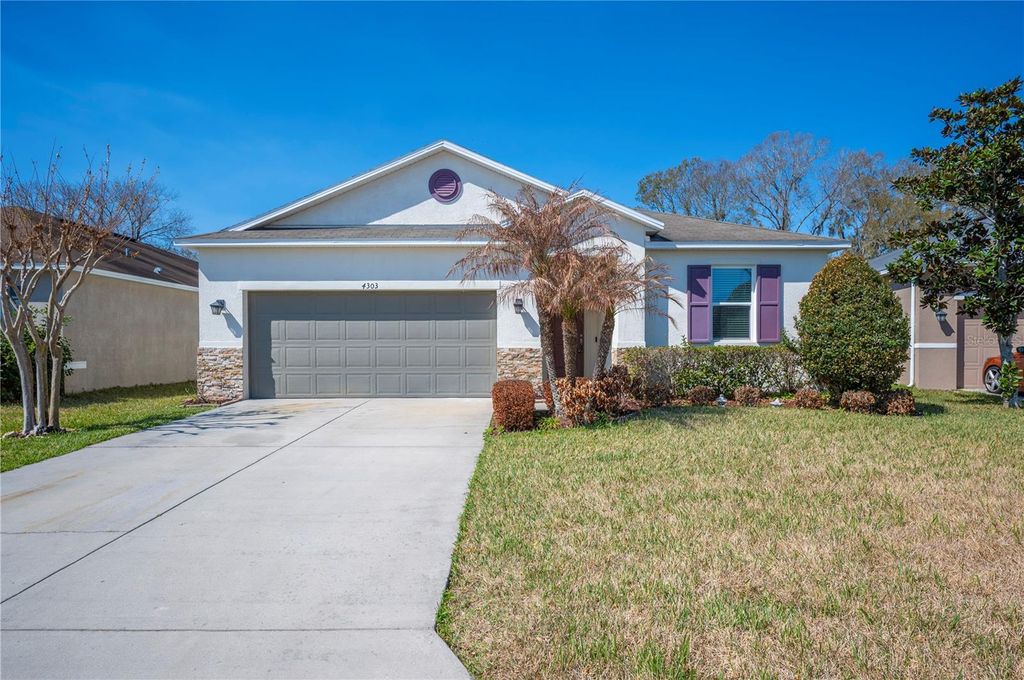 Photo of 4303 Moon Shadow Loop, Mulberry, FL 33860 (MLS # L4959790)