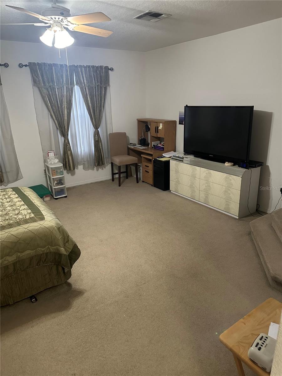 MOSS PARK RDG - Residential