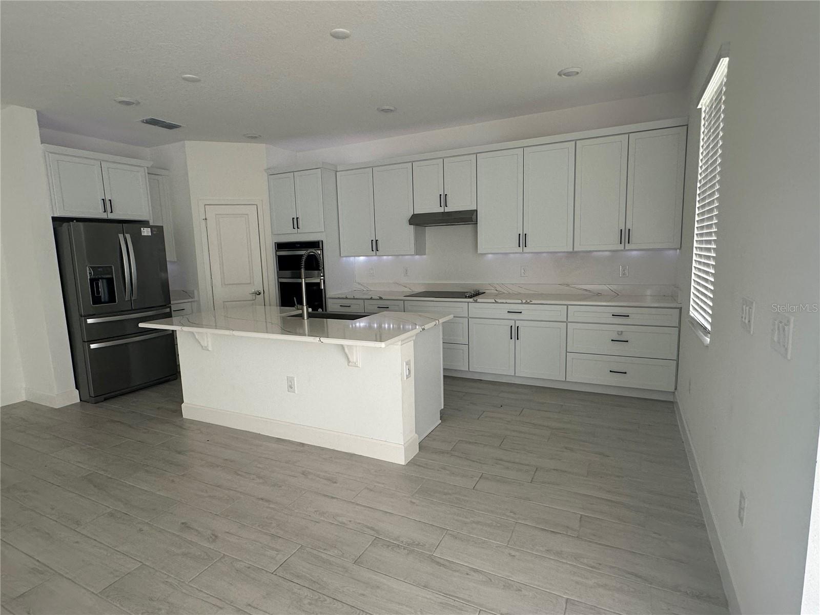 RESERVE/LK RDG - Residential
