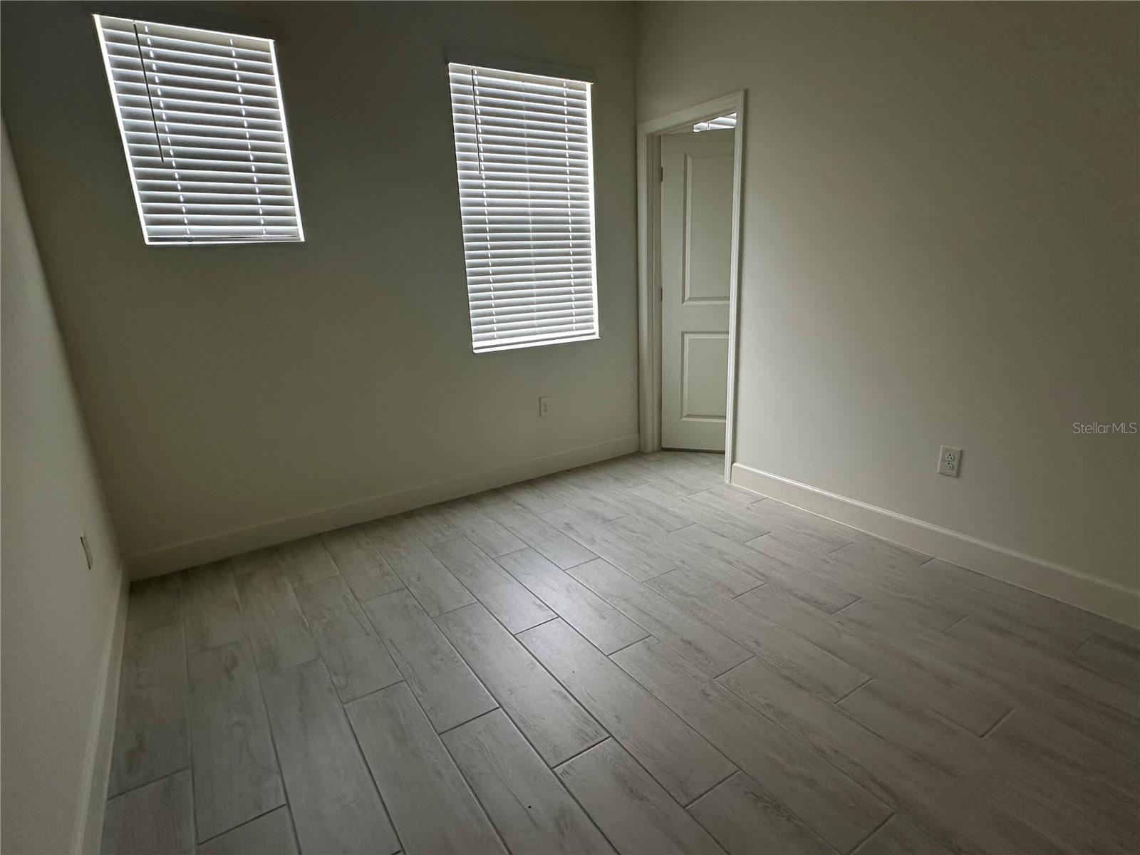 RESERVE/LK RDG - Residential
