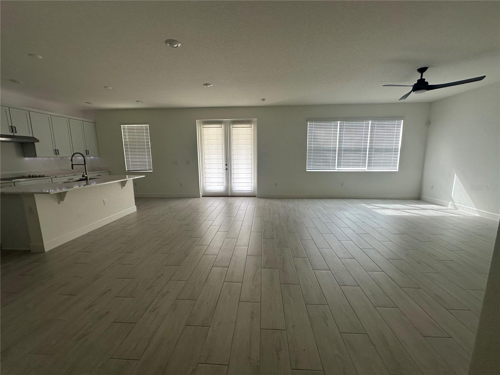 RESERVE/LK RDG - Residential