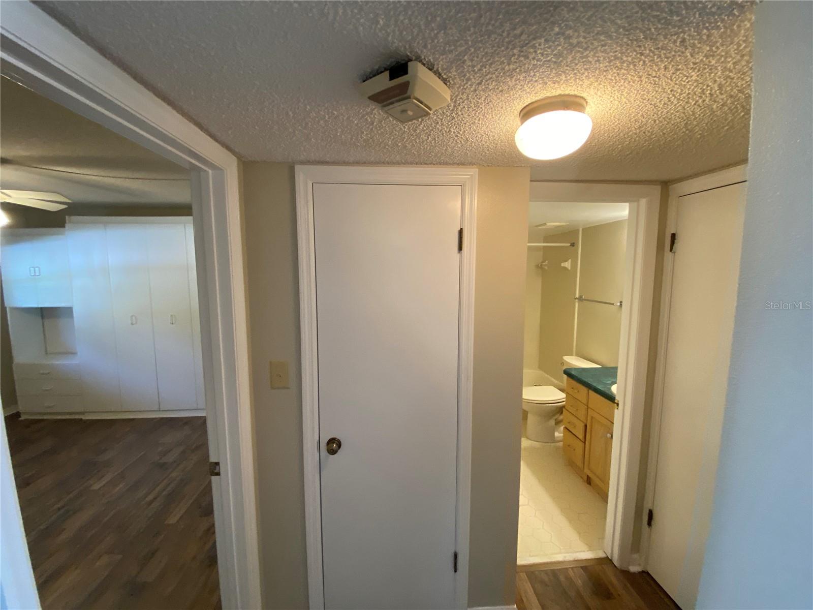 MOUNT DORA SUMMIT PLACE CONDO - Residential Lease