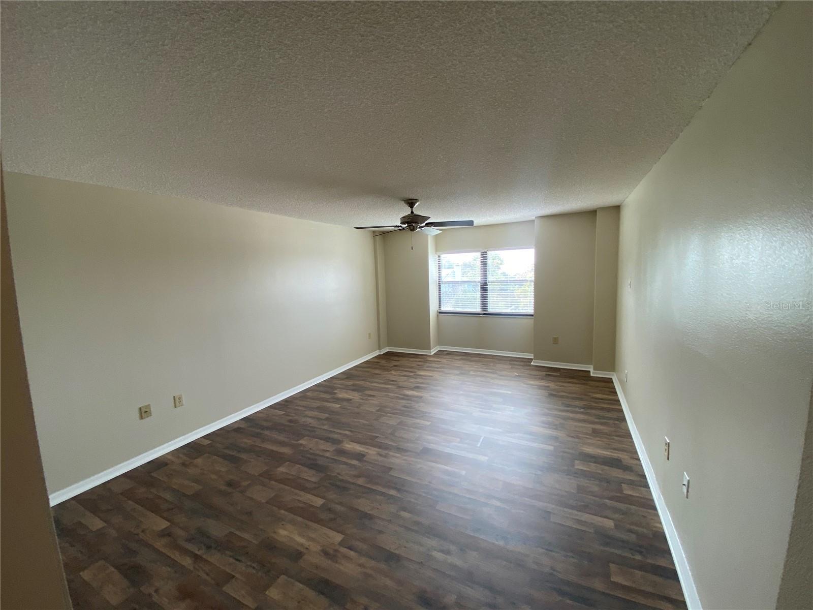 MOUNT DORA SUMMIT PLACE CONDO - Residential Lease