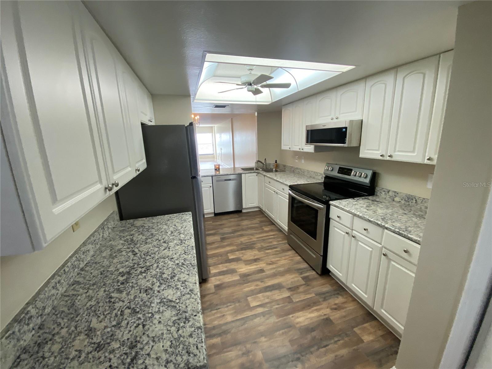 MOUNT DORA SUMMIT PLACE CONDO - Residential Lease