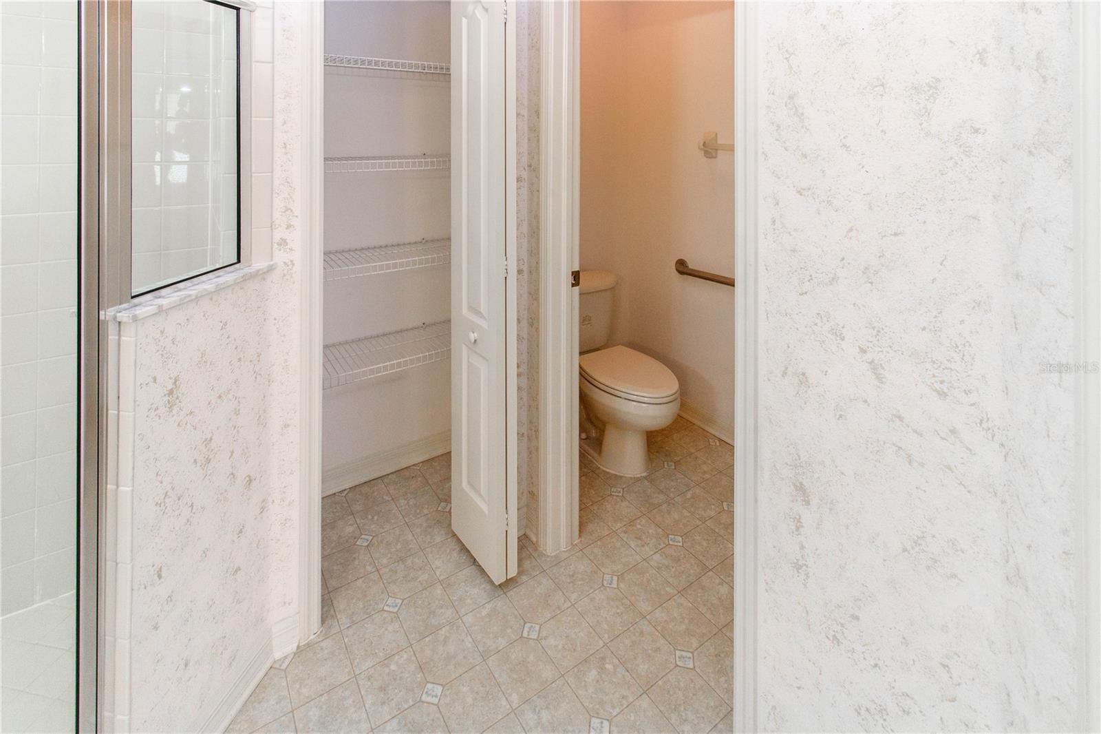 MEADOW POINTE - Residential