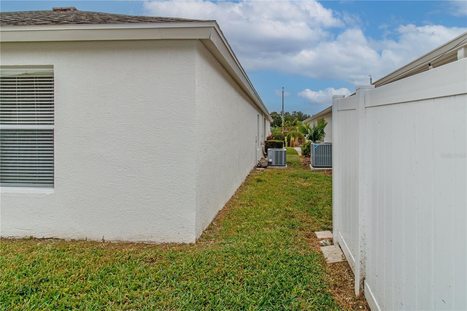 MEADOW POINTE - Residential