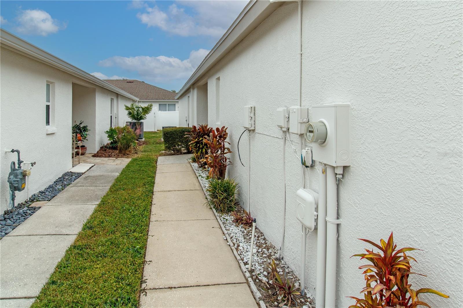 MEADOW POINTE - Residential