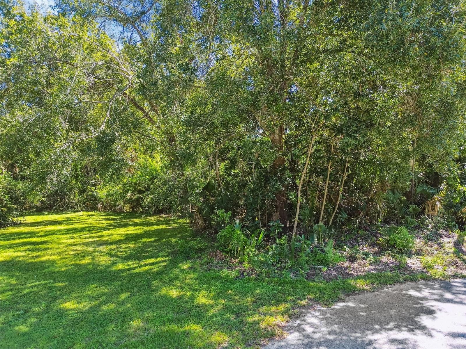 BISHOP CREEK ESTATES - Land