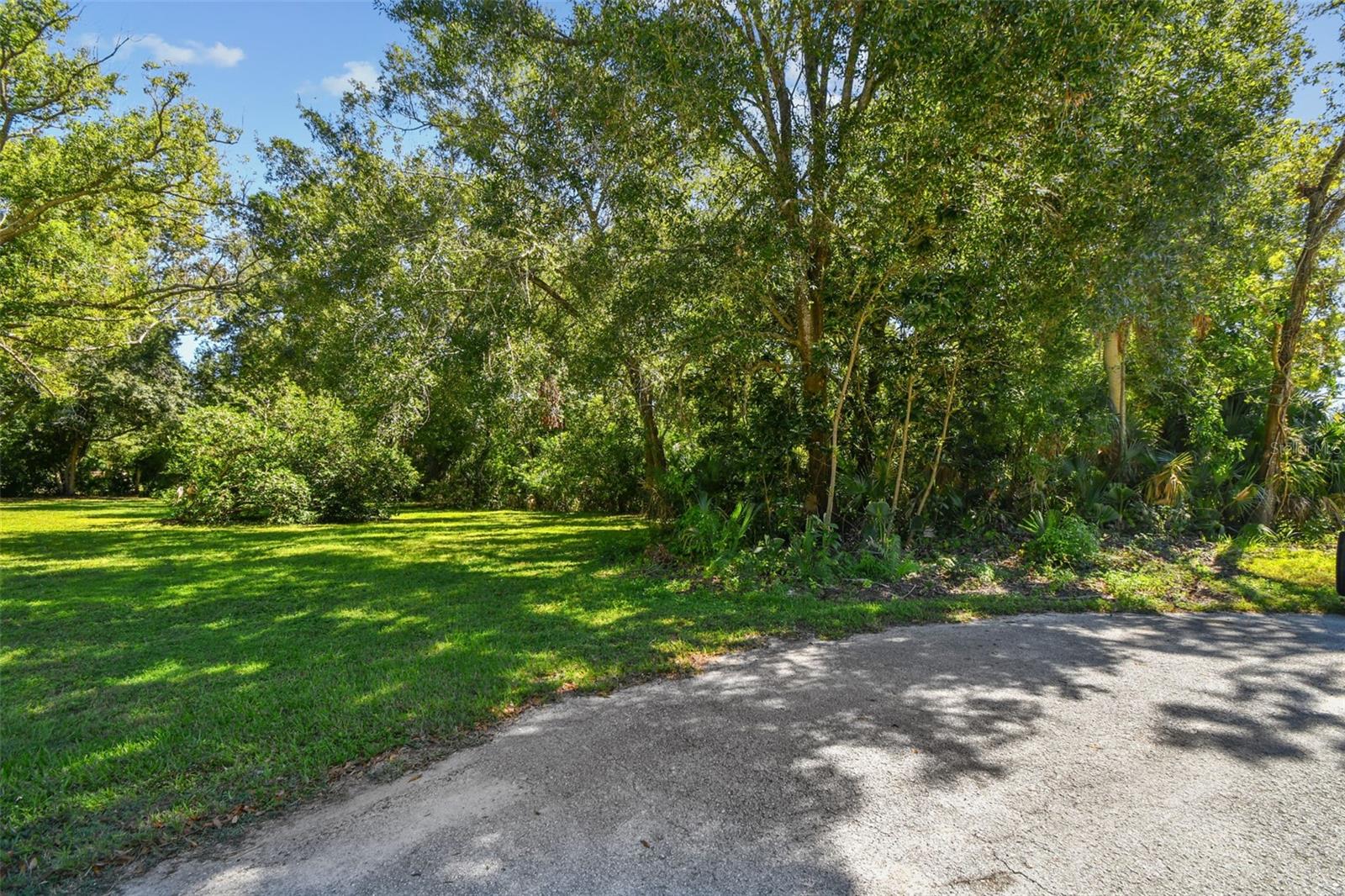 BISHOP CREEK ESTATES - Land