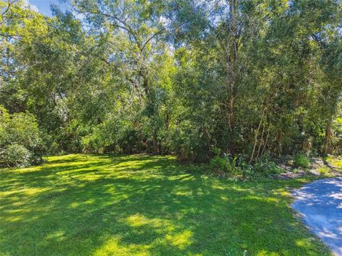 5026 MUELLERS LANE SAFETY HARBOR FL 34695