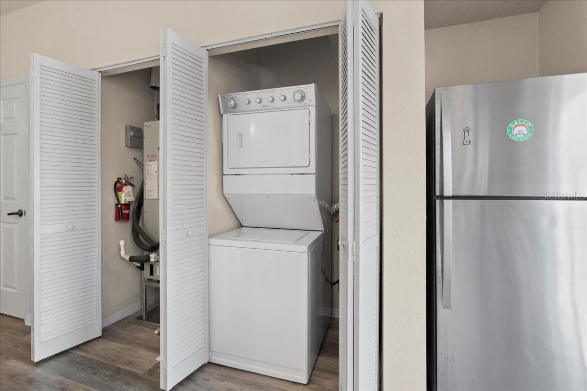 TAYLOR SQUARE CONDO - Residential