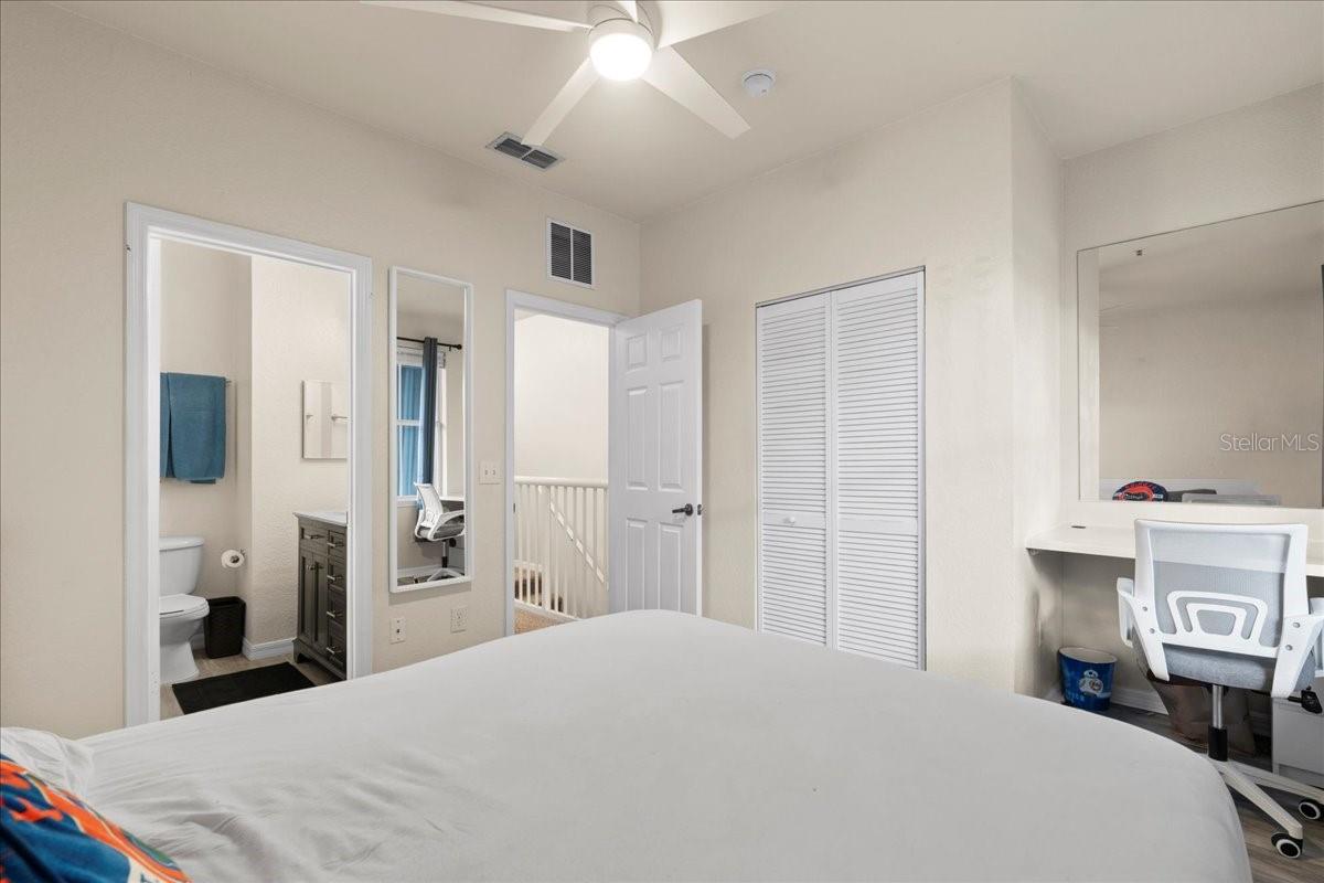 TAYLOR SQUARE CONDO - Residential