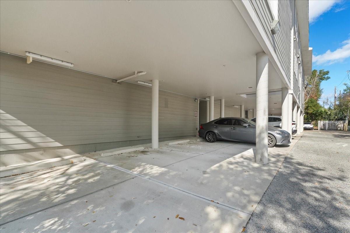 TAYLOR SQUARE CONDO - Residential