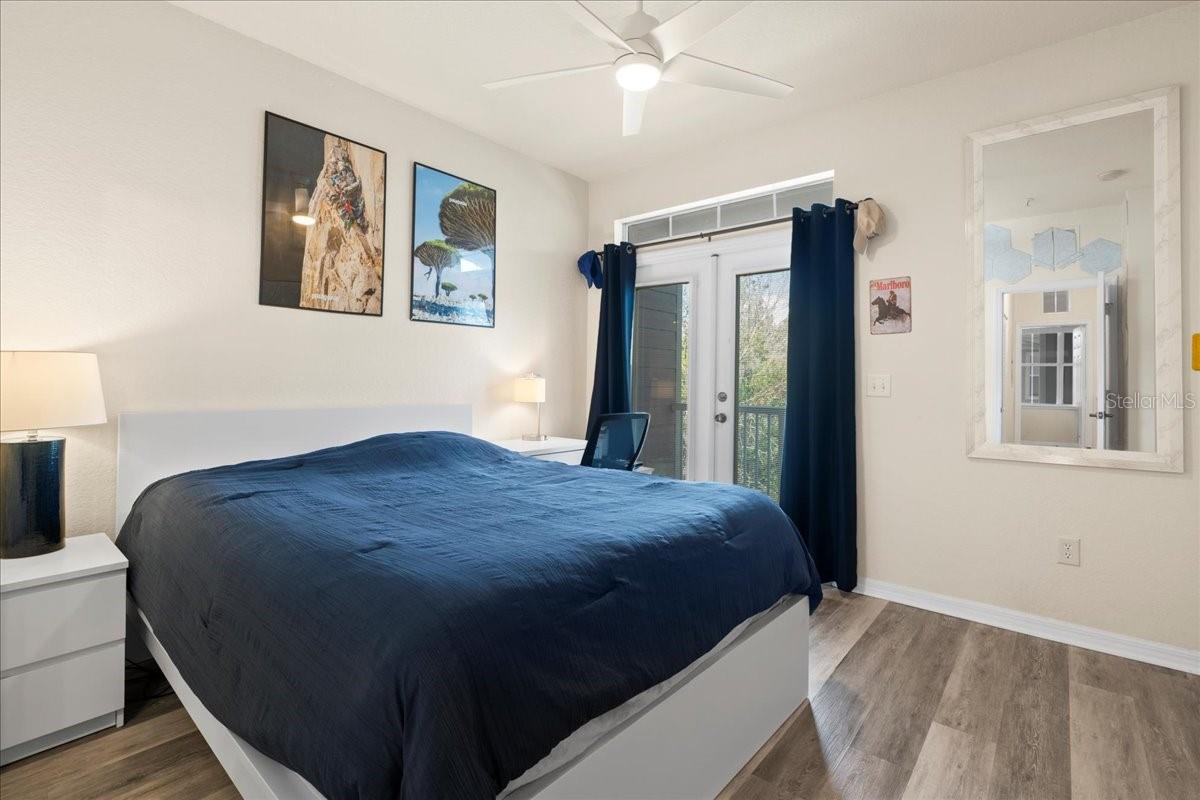 TAYLOR SQUARE CONDO - Residential