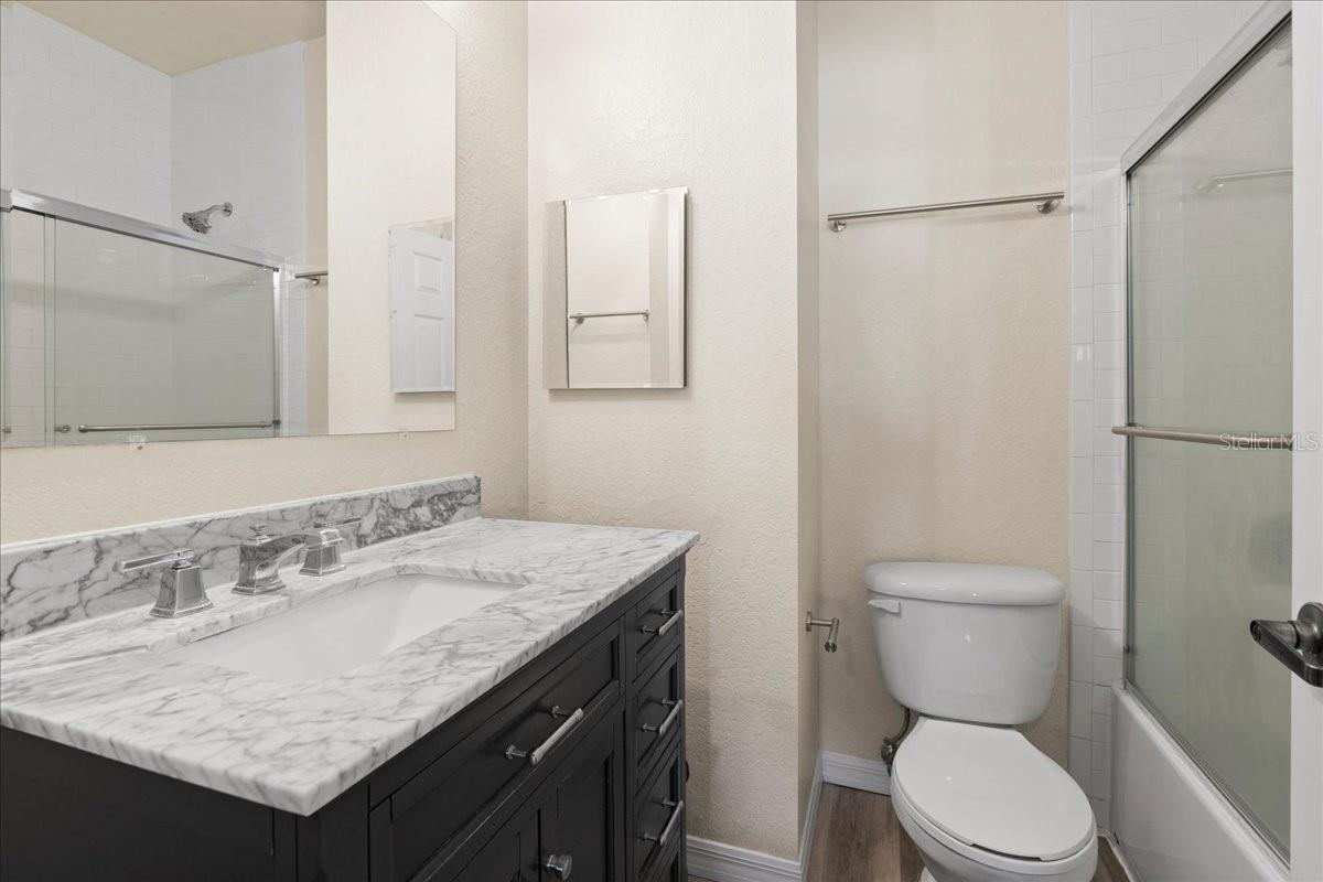 TAYLOR SQUARE CONDO - Residential