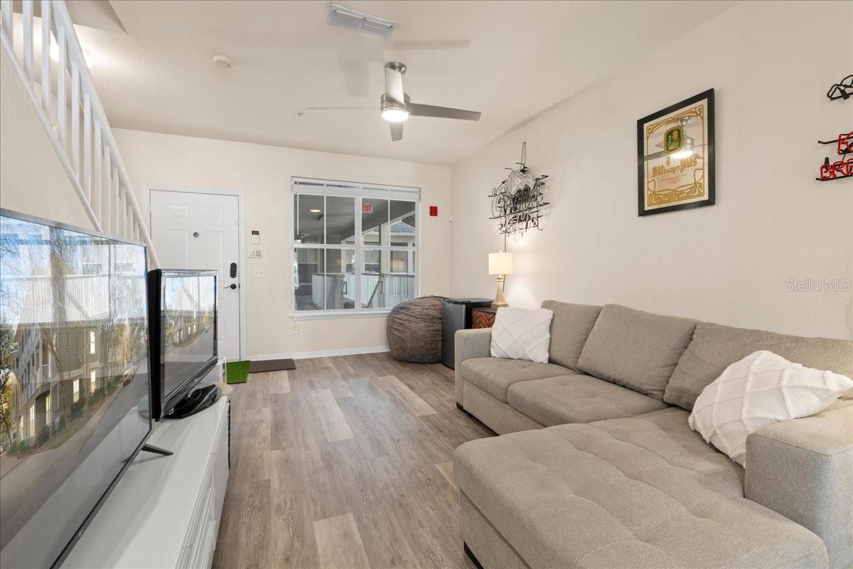 TAYLOR SQUARE CONDO - Residential