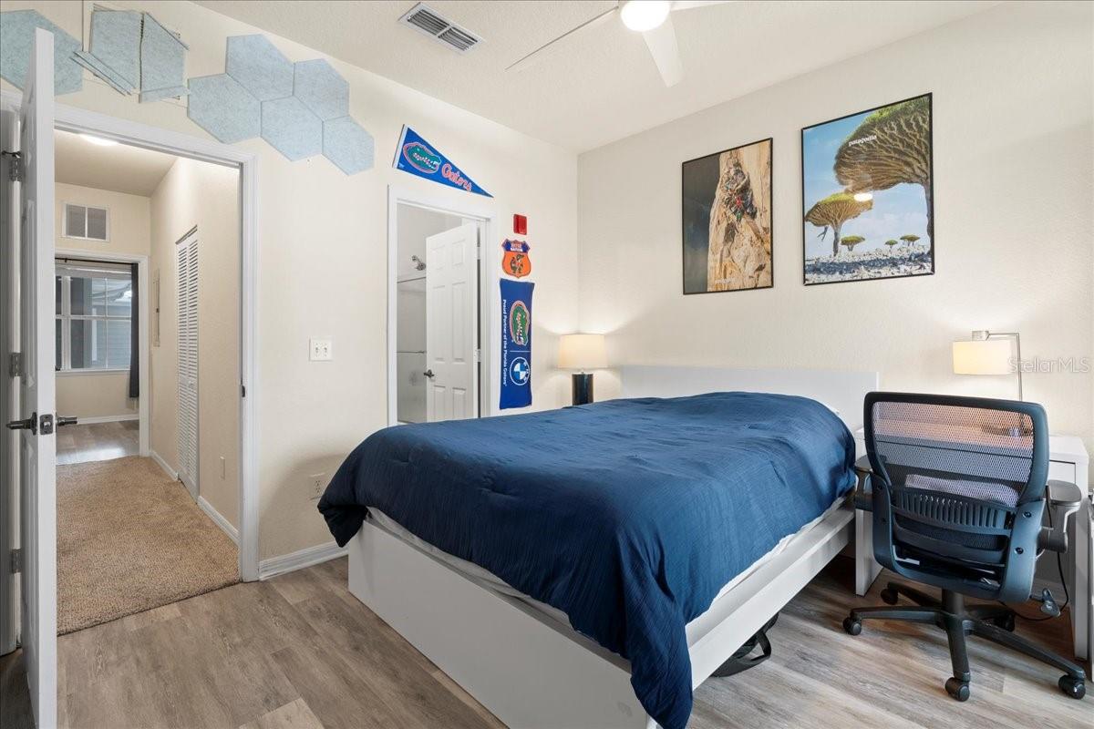 TAYLOR SQUARE CONDO - Residential