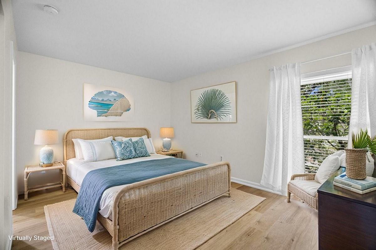 PIPERS GLEN CONDO - Residential