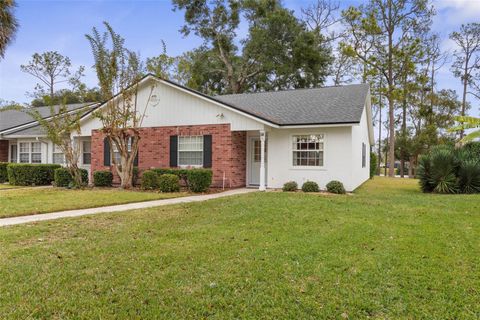 Photo of 18 Kings Colony Court, Palm Coast, FL 32137 (MLS # FC314673)