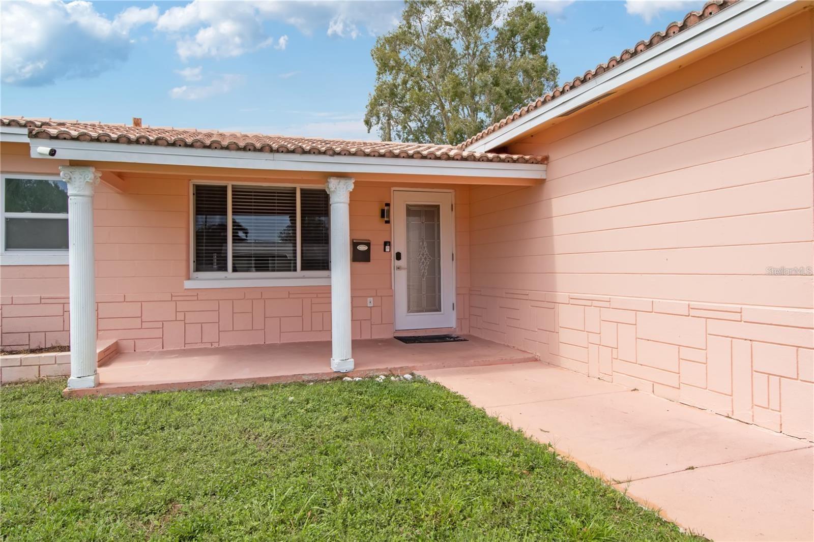 SHERYL MANOR - Residential Lease