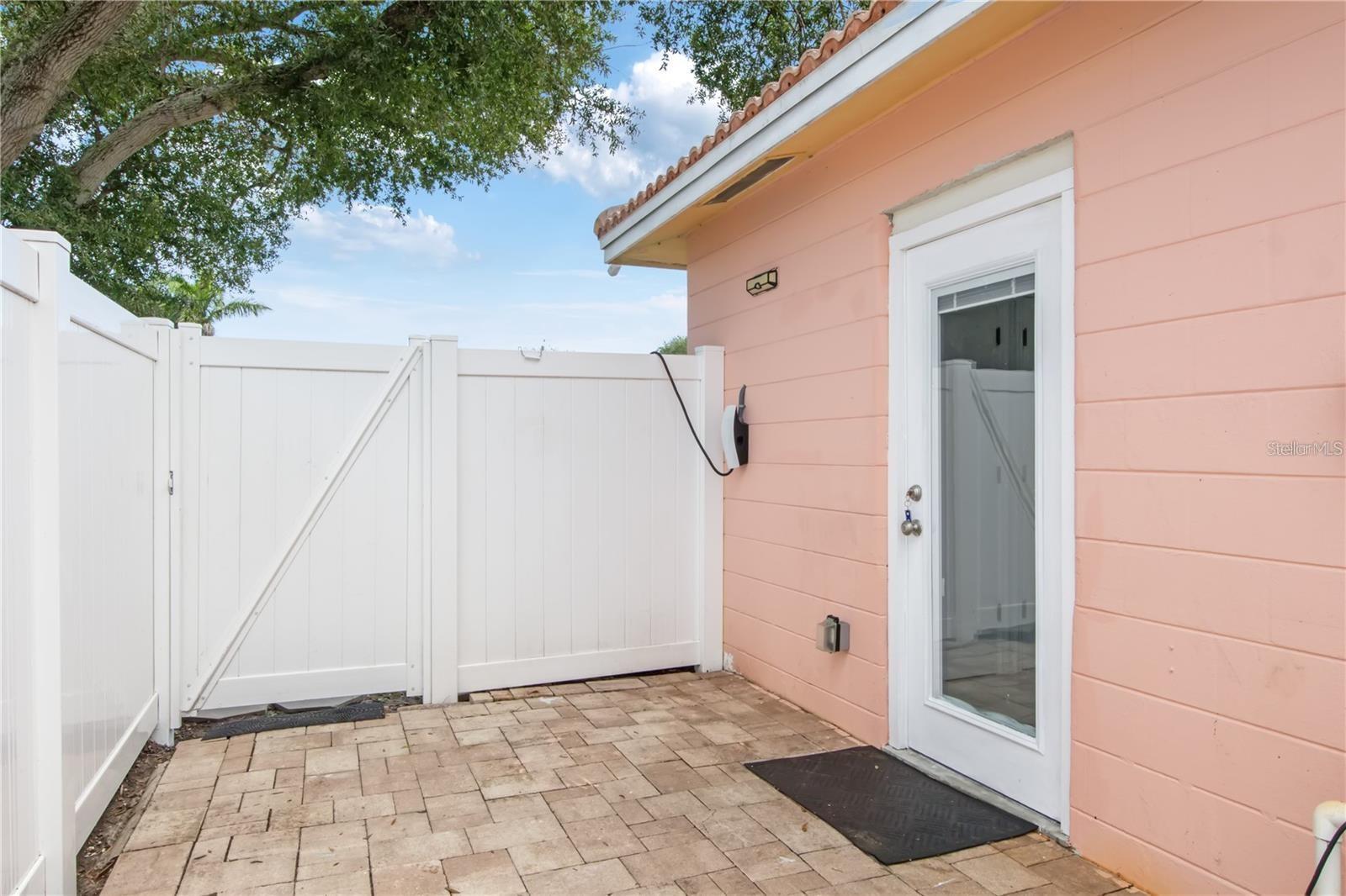 SHERYL MANOR - Residential Lease