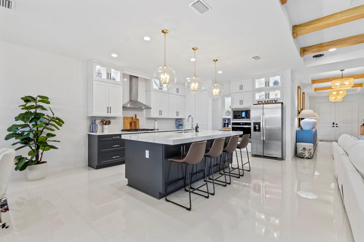 WATERVIEW LANDING - Residential