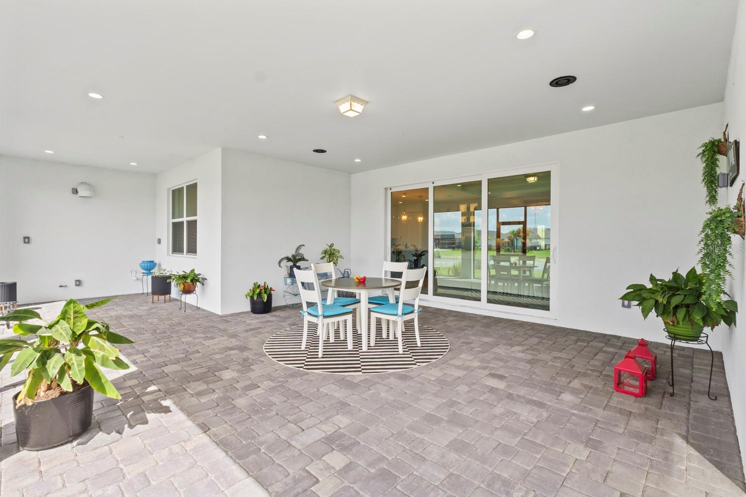 WATERVIEW LANDING - Residential
