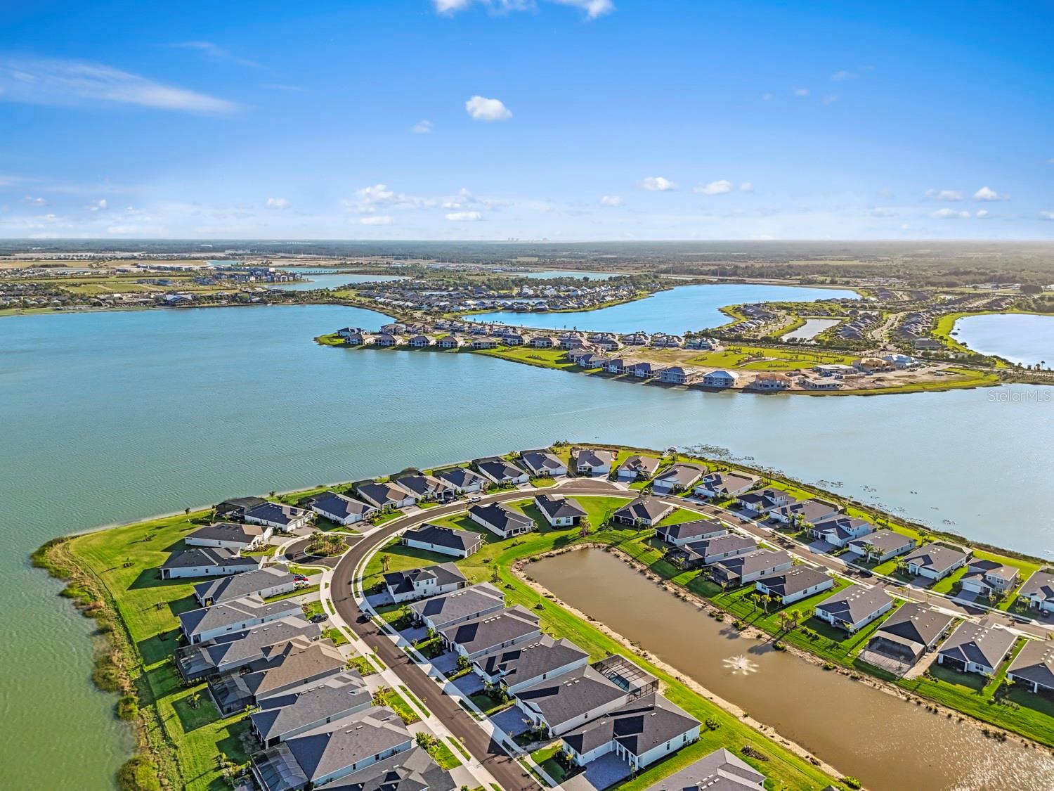 WATERVIEW LANDING - Residential